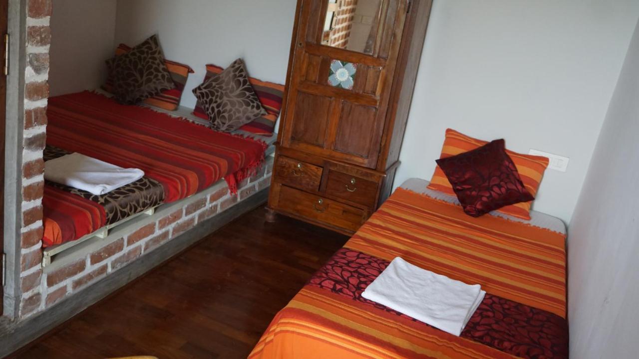 Green'S Guest House Auroville Exterior photo